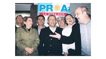Daniel Angelici, Juan Pablo Baylac, Andrés Delich y Hernán Lombardi, entre otros, en la presentación de PROA.