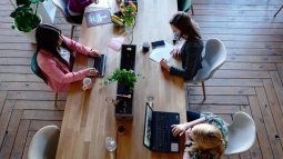 Coworking is increasingly seen as an alternative to traditional officers or virtuality. Coworking is increasingly seen as an alternative to traditional officers or virtuality.