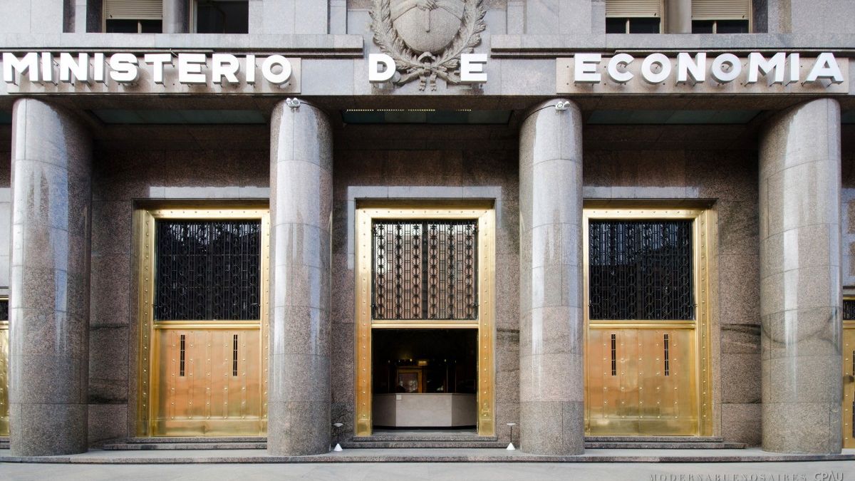 Economy will seek financing for 5,000 million with nine Treasury instruments