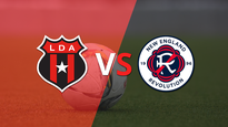 alajuelense busca mantener la ventaja ante new england revolution en la etapa complementaria