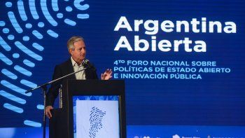 Andrés Ibarra.