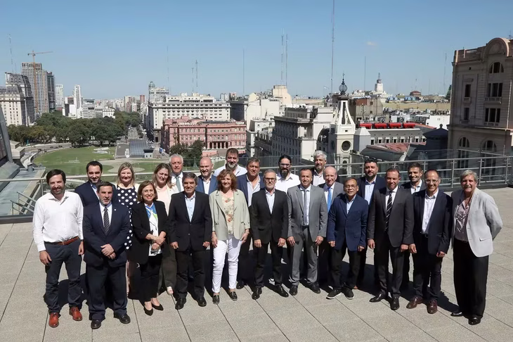 Primer COFESA del gobierno de Milei. Primer COFESA del gobierno de Milei.