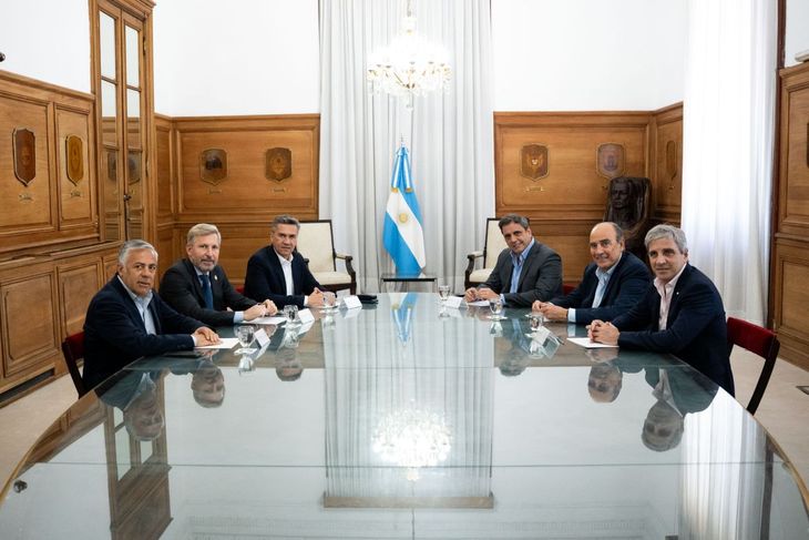 En su estreno como ministro del Interior, Catalán se reunió con tres gobernadores aliados.