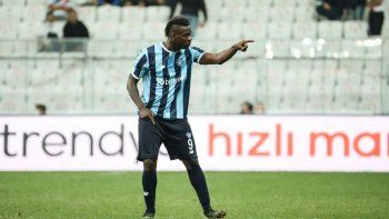 Mario Balotelli habló sobre Lionel Messi y Cristiano Ronaldo.