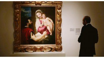 ámbito.com | Tiziano en bellas artes. “La Virgen, con el Niño y San Pablo”, una de las obras maestras que puede apreciarse en la exposición “Del del Renacimiento al Romanticismo”.