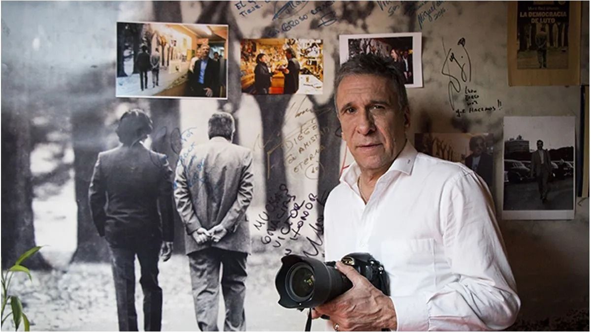 Presidential photographer Víctor Bugge retired after working 47 years at Casa Rosada