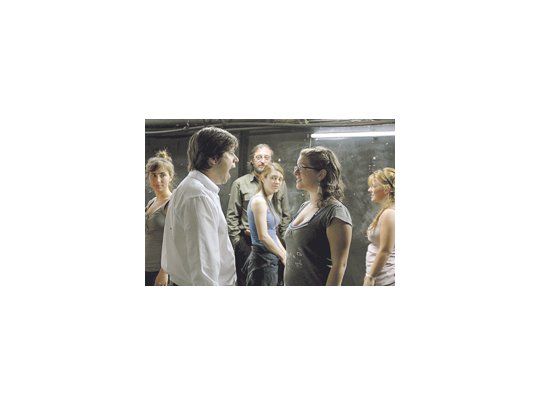 Fernando Amaral cumple un buen trabajo en la opera prima de Daniel Hendler, un film de humorismo abúlico, en sordina, con una historia donde pasa poco y nada.