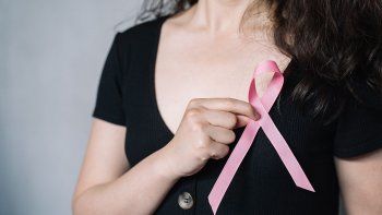 Más del 75% de las mujeres con cáncer de mama no tienen ningún antecedente familiar de dicha enfermedad.