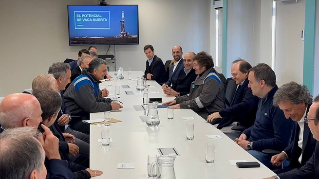 Javier Milei se reunió en Vaca Muerta con los directivos de las principales operadoras de hidrocarburos.