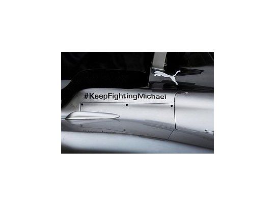 Los Mercedes llevarán la frase Sigue luchando Michael (#KeepFightingMichael)