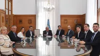 Guillermo Francos reunido con diputados del PRO.