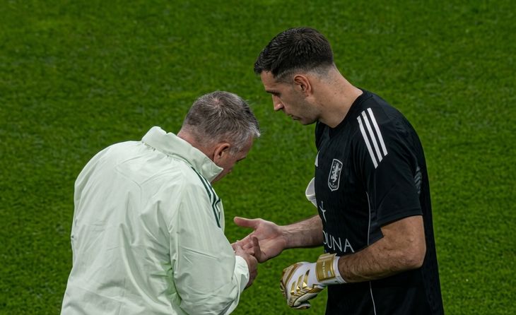 La fractura sufrida en la final de la Europa League no le impedirá llegar al Mundial. La fractura sufrida en la final de la Europa League no le impedirá llegar al Mundial.