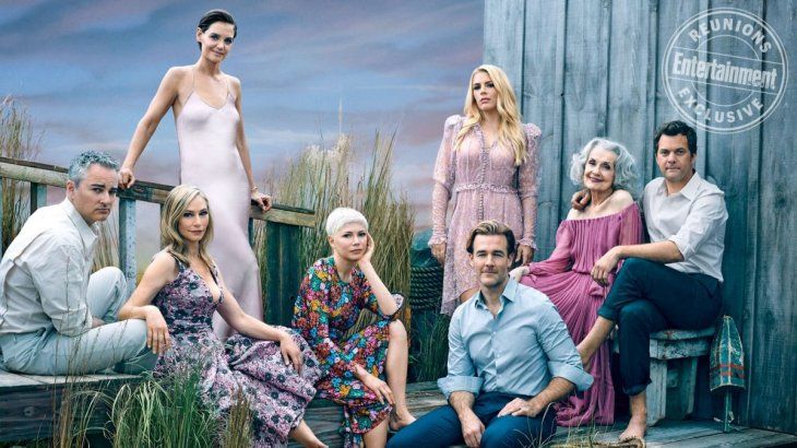 El elenco completo en la reunión de 2018.