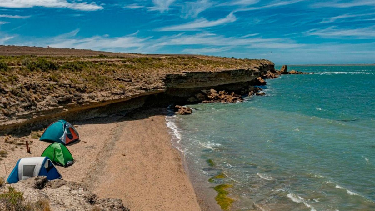 An oasis: the secret beach of Santa Cruz that makes you fall in love with its crystal clear waters