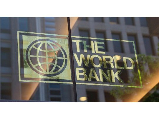 Banco Mundial estimó más recesión en la Argentina y alertó por la salida de capitales