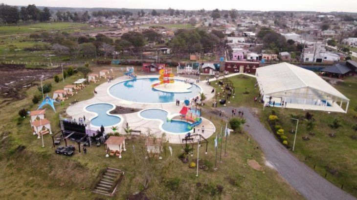 El complejo acu&aacute;tico y termal que es la joya de Monte Caseros.