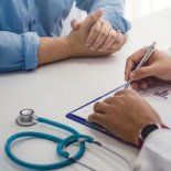 La reforma laboral prevé una reducción del 6% al 5% del aporte patronal a las obras sociales. La reforma laboral prevé una reducción del 6% al 5% del aporte patronal a las obras sociales.