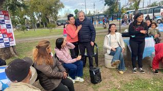 El exdiputado radical participó del encuentro acompañado por Silvia Saravia, dirigente de Libres del Sur, y referentes locales de FORJA y el Partido Socialista, quienes también integran el FAD.