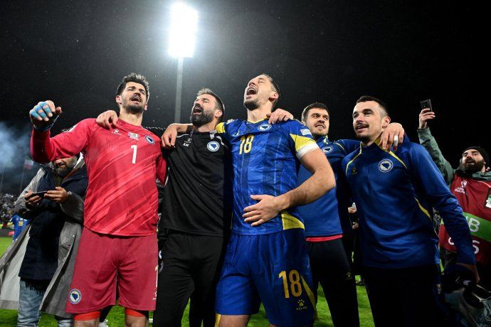 Los europeos batallaron para quedarse con el cupo en el repechaje. Los europeos batallaron para quedarse con el cupo en el repechaje.