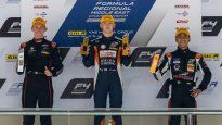 El mexicano Jesse Carrasquedo Jr. subió al podio en su debut&nbsp;en la&nbsp;Fórmula Regional de Medio Oriente.