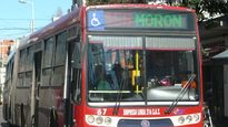 paro en seis lineas de colectivos del conurbano por violento asalto a un chofer