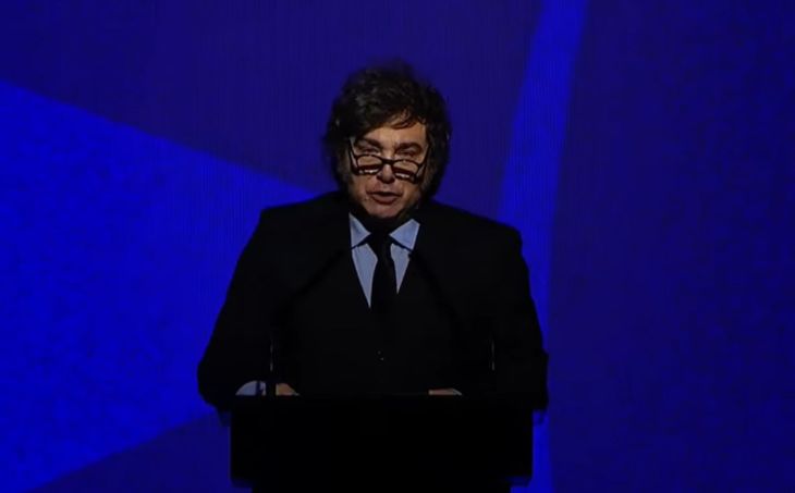 Domingo Cavallo afirmó que Javier Milei tiene “una confusión conceptual muy grande” y cuestionó las restricciones que mantiene para los exportadores. Domingo Cavallo afirmó que Javier Milei tiene “una confusión conceptual muy grande” y cuestionó las restricciones que mantiene para los exportadores.