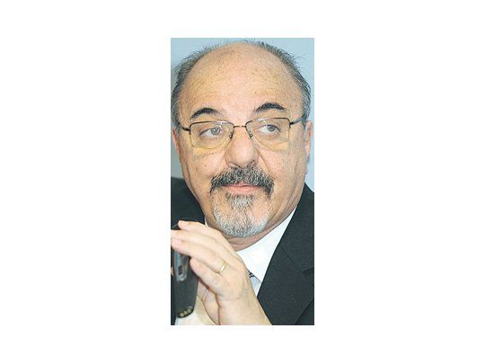 Carlos Tomada