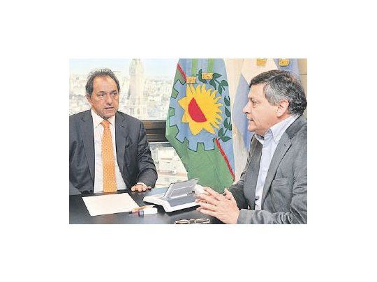 Scioli, de campaña, enhebra acuerdos con Chaco y Córdoba