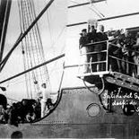Sale de la estación de San Lázaro, en 1911, el general Porfirio Díaz, quien embarcará en Veracruz camino al exilio. Sale de la estación de San Lázaro, en 1911, el general Porfirio Díaz, quien embarcará en Veracruz camino al exilio.