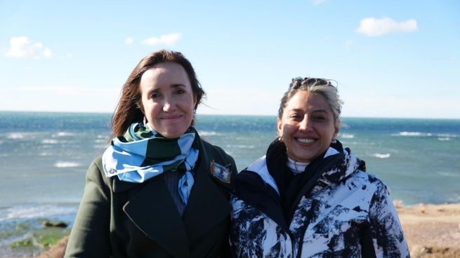 Victoria Villarruel y la senadora Natalia Gadano, en Santa Cruz.