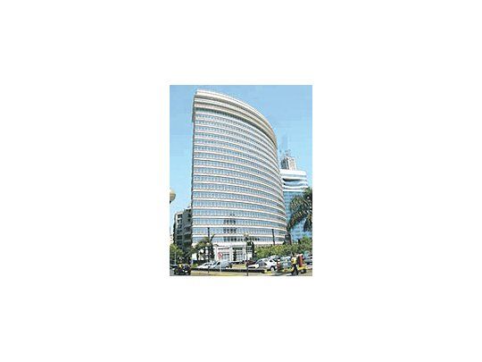 EdificioRepública,subastadoayer sin quefuera superadala base deu$s 56,25millones.