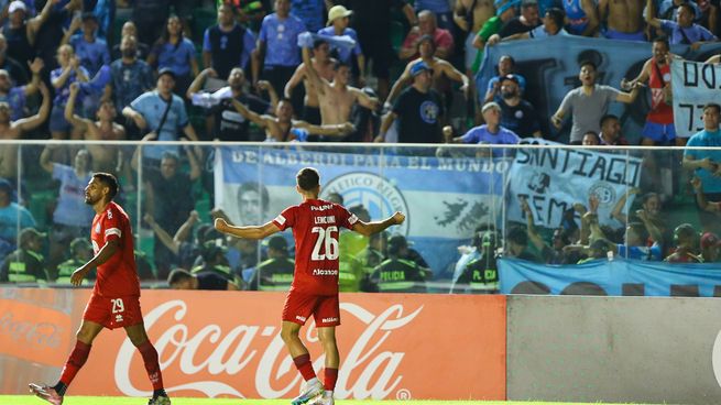 Ilusión infinita. Belgrano logró un triunfazo y sueña en la Sudamericana.