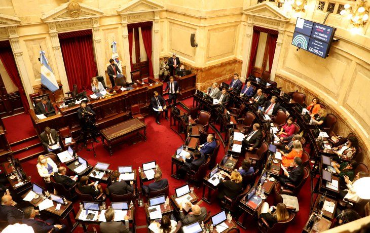 Comienza discusión por proyecto de pago al FMI