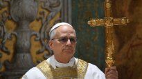 El Papa pidió a los líderes mundiales abandonar la guerra como forma de resolver conflictos.