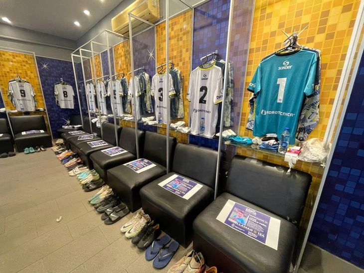 Los carteles con los que salieron los jugadores de Atlanta. Los carteles con los que salieron los jugadores de Atlanta.