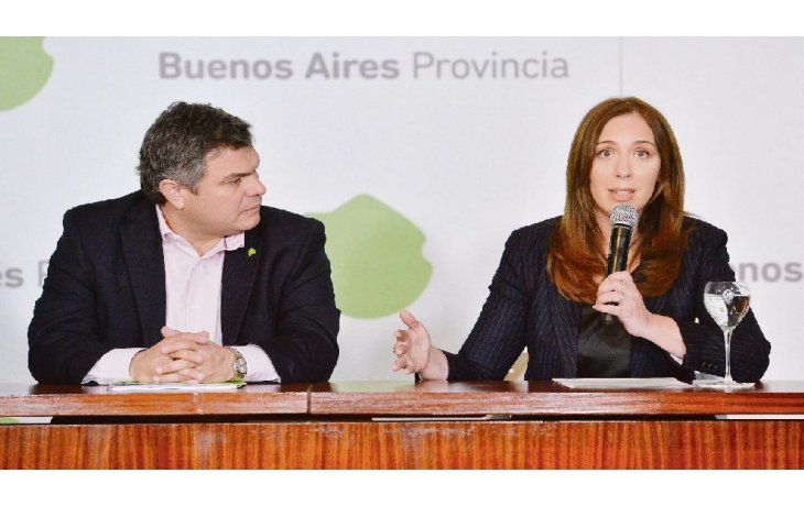 ámbito.com | Drástico. María Fernanda Iza, tesorera del PRO, juró días atrás como funcionaria del Gabinete de María Eugenia Vidal, quien ayer le pidió la renuncia en medio del escándalo que comienza a crecer por supuestas irregularidades en el financiamiento de la cam