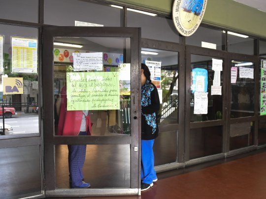 Por el brote de coronavirus, las clases están suspendidas en todos los niveles hasta el 31 de marzo.