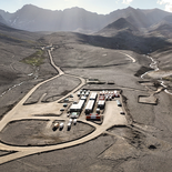 El depósito El Pachón se descubrió en 1964 y los primeros resultados del estudio de factibilidad se concluyeron en 1977. El depósito El Pachón se descubrió en 1964 y los primeros resultados del estudio de factibilidad se concluyeron en 1977.