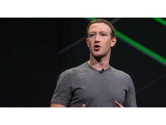 Mark Zuckerberg le puso fecha de vencimiento a los celulares como medio de comuniación principal.&nbsp;