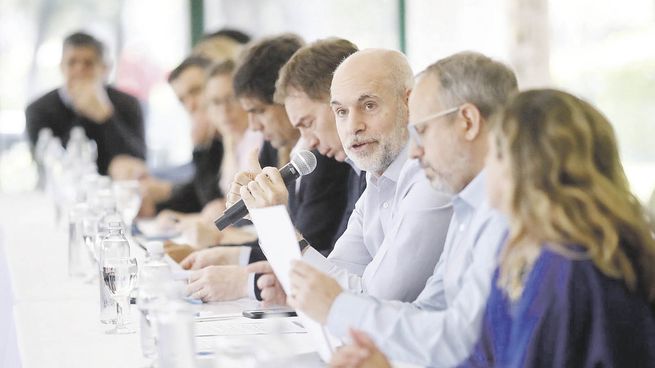 encuentro. Horacio R. Larreta, ayer en Tres de Febrero.