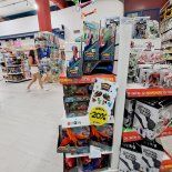 La Cámara insiste en comprar productos nacionales. La Cámara insiste en comprar productos nacionales.