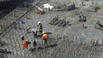 ámbito.com | construccion obra publica.jpg