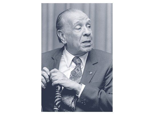 Veinticinco años después, las ediciones de los libros de Jorge Luis Borges se multiplican y nuevas biografías continúan apareciendo, sin que el secreto de su vida y su obra se extinga.