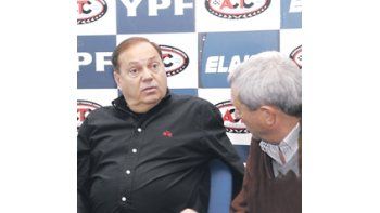 Oscar Aventín, acompañado por los directivos de la ACTC, brindará hoy un informe sobre lo ocurrido el fin de semana en el autódromo de Balcarce.
