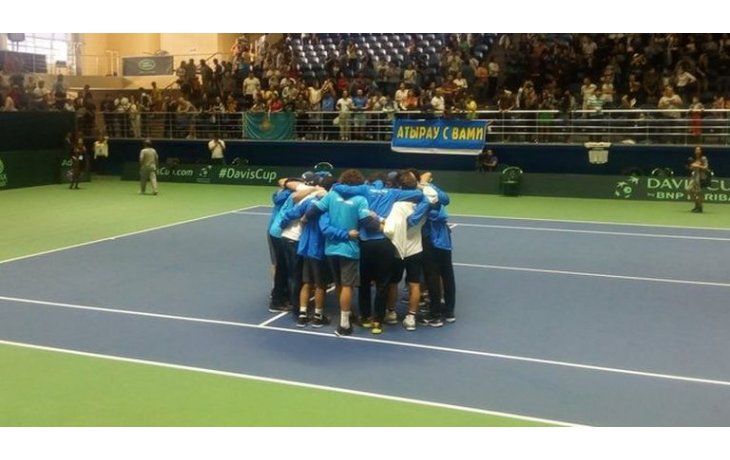 Del cielo al infierno: a casi un año de ganar la Copa, Argentina descendió en la Davis