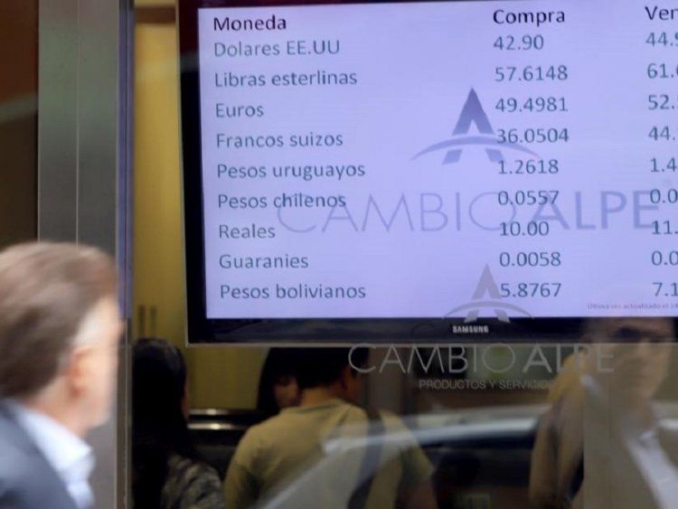 artilleria del central freno escalada, pero el dolar cerro en el record de $ 46,13