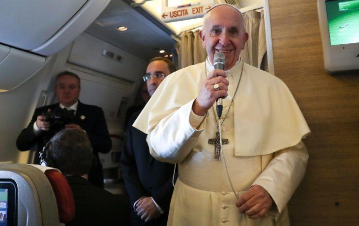 francisco, dispuesto a mediar en venezuela si lo piden ambas partes