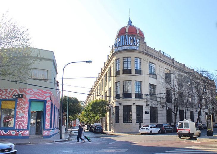 La histórica hilandería Piccaluga & Cia se reconvirtió en un proyecto con loft y oficinas en el Pasaje Lanín, Feijoo y próximo con la Avenida Suárez La histórica hilandería Piccaluga & Cia se reconvirtió en un proyecto con loft y oficinas en el Pasaje Lanín, Feijoo y próximo con la Avenida Suárez