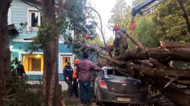 Un fuerte temporal azotó a Bariloche