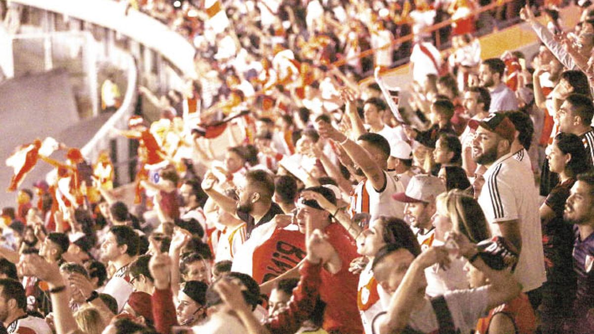 River festej a lo grande desde el Obelisco hasta el Monumental